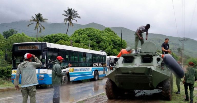 El huracán 'Melissa' arrasa el Caribe y deja al menos 32 muertos