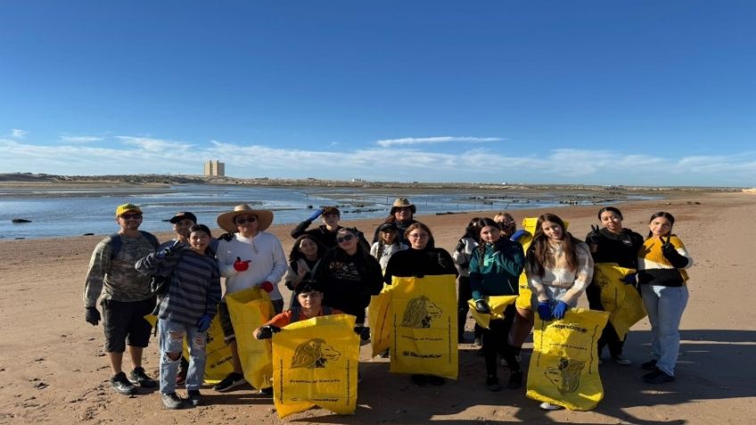 Sonora: Participan alumnos del Cobach Puerto Peñasco en jornada mundial de limpieza de costas