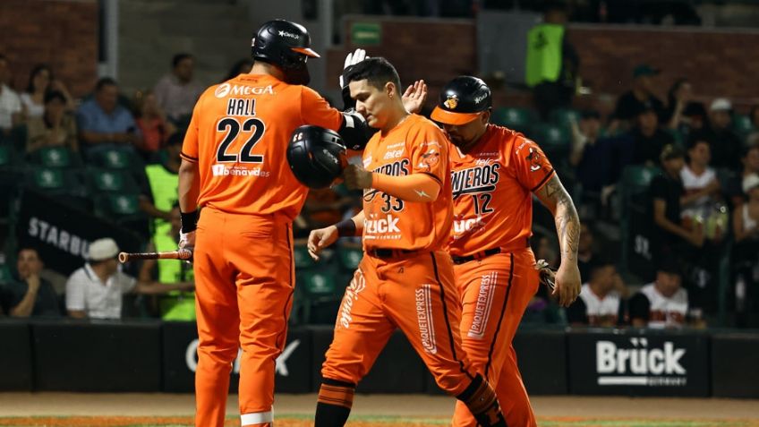 Con 'walk off', los Naranjeros dejan en el terreno a los Tomateros e igualan la serie