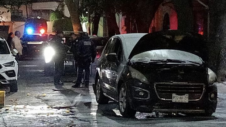 Caos en Azcapotzalco: Persecución, balacera y vehículo incendiado movilizan a autoridades