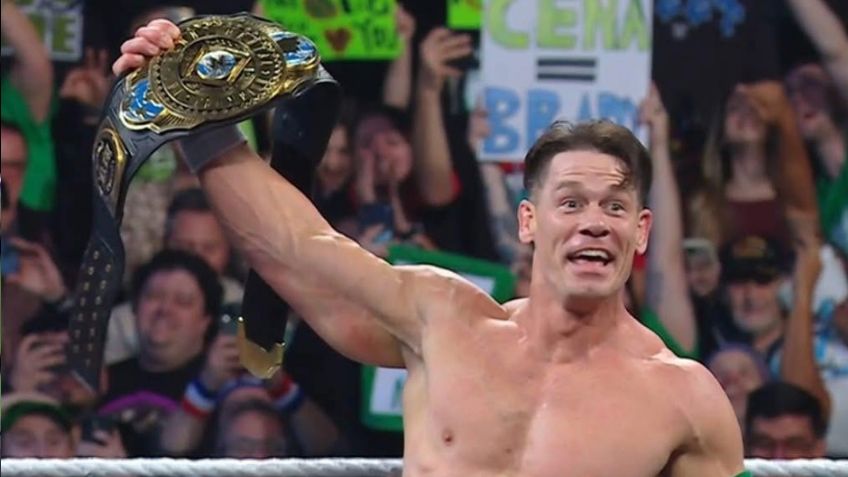 John Cena le arreibata el título Intercontinental a Dominik Mysterio y se convierte en grand slam