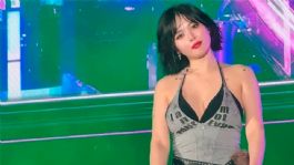 Foto que representa a (VIDEO) La estrella de K-pop Hyuna se desvanece sobre el escenario durante su show