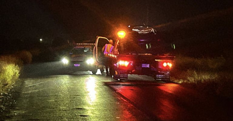 Una grúa particular remolcó la unidad siniestrada.