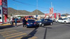 Se registra accidente múltiple en un crucero de Guaymas; reportan a dos mujeres lesionadas