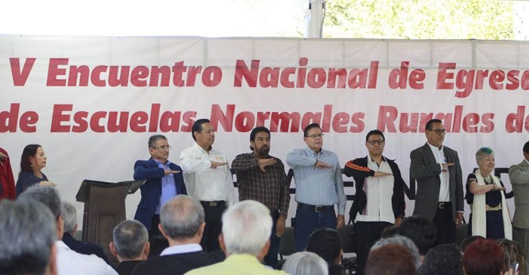 Encuentro Nacional de Maestros en Etchojoa celebra tradición y legado de la Normal 'El Quinto'