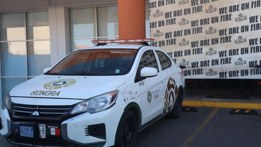 Evacúan restaurante de Hermosillo por peligro de incendio; Bomberos se movilizan al lugar