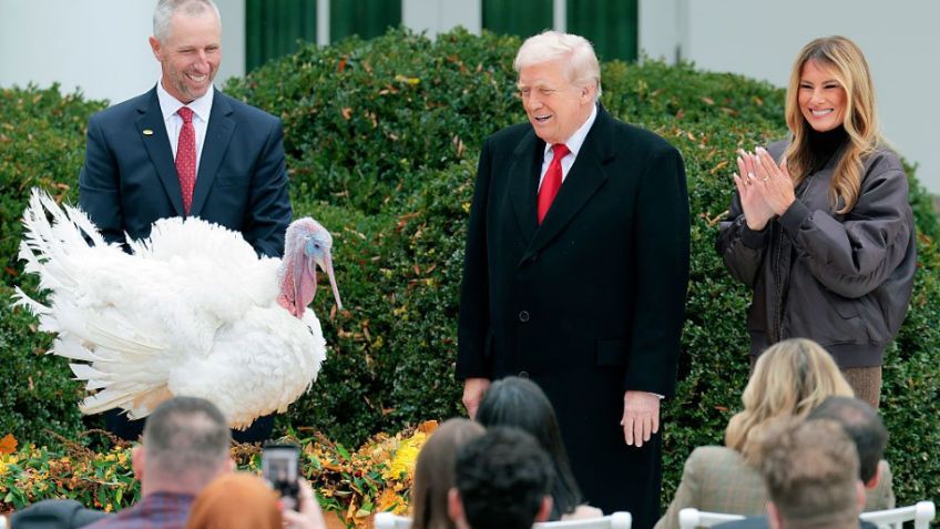 Día de Acción de Gracias: Trump indulta a los pavos Gobble y Waddle e insulta a políticos adversarios
