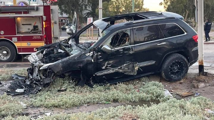 Puerto Peñasco: Joven se salva de milagro tras choque de su vehículo con tren que terminó incendiándose