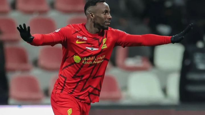 Quiñones sigue 'on fire', pero no puede evitar la derrota del Al-Qadisiya