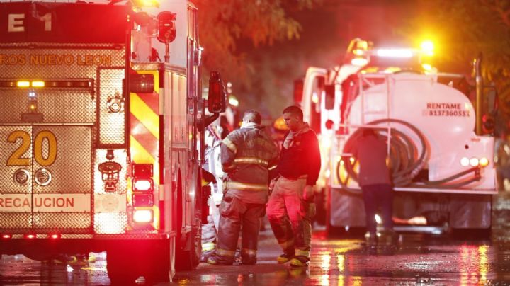 FUERTE VIDEO: EXPLOSIÓN de pirotecnia en Pesquería deja tres muertos y varias casas destruidas