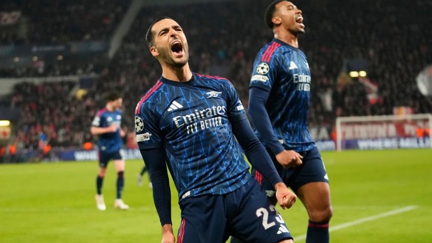 Arsenal golea al Slavia de Praga y mantiene su paso perfecto en la Liga de Campeones