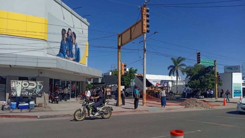 Ciudad Obregón: Se genera confusión y pánico durante evacuación de tienda departamental