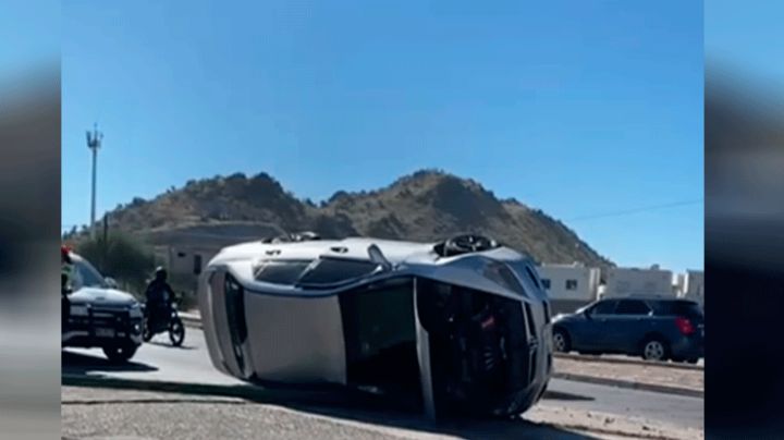 Hermosillo: Accidente vial en bulevar Camino del Seri deja conductor herido tras choque contra poste