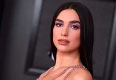 Foto ilustrativa de nota Dua Lipa y su taquería en CDMX generan polémica: Reclamos por boletos duplicados y precios