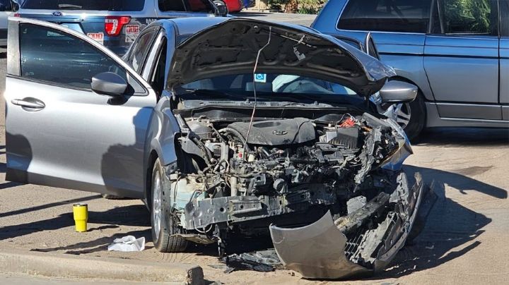 Fuerte encontronazo deja una niña y una adulta mayor lesionadas en San Luis Río Colorado