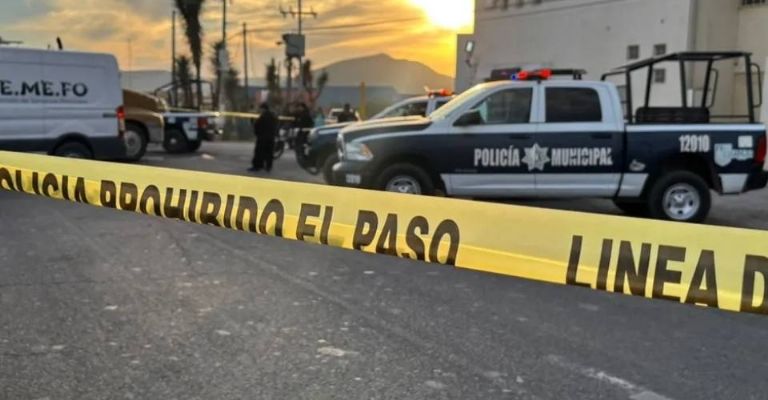 Camión de carga embiste una motociclista y muere una joven de 20 años en Lerdo, Durango.