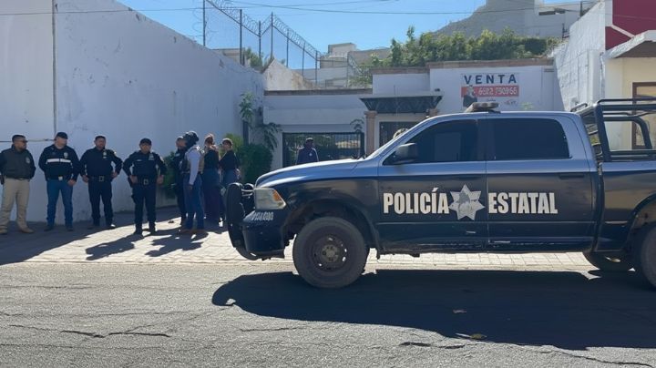 Cateo en pleno Centro de Hermosillo: Fiscalía asegura local en venta y extrae evidencias