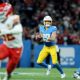 Duelos de contrastes: Kansas City Chiefs, casi eliminados, se miden a unos ascendentes Chargers