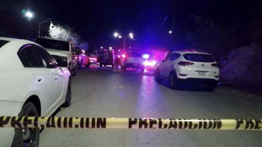 En plena vía pública de García, sicarios atacan a dos hombres; una de las víctimas murió