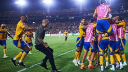 Foto que representa a Tigres UANL buscan vencer al Toluca en la final y romper un récord de la Liga MX establecido en 1997