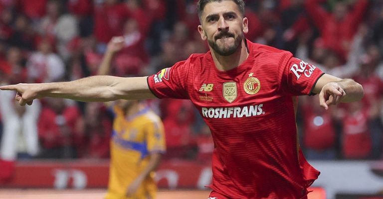Paulinho le devolvió la vida al Toluca