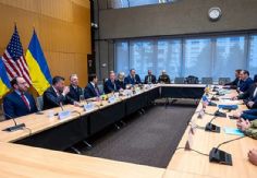 Foto ilustrativa de nota Reanudan diálogos en Estados Unidos para un acuerdo de paz en Ucrania