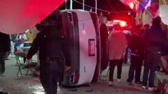 Conductor EBRIO atropella a multitud en posada de Tlaxcala; testigos le propinan BRUTAL golpiza