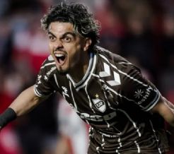 Pumas 'desecha' a Didier Cambindo y pone la mira en un delantero de la Primera División de Argentina