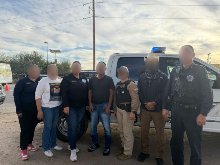 Diversas autoridades y colectivos participaron en la reunificación familiar