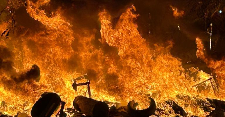 Llamas consumen en su totalidad una vivienda al suroriente de Ciudad Obregón.