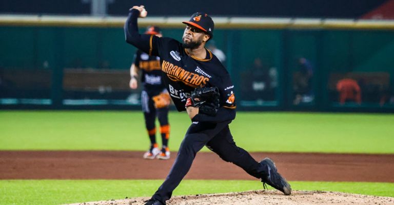 Toussaint inició por los Naranjeros
