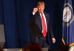 Foto ilustrativa de nota Trump celebra por aranceles y deportaciones de migrantes; "hace 11 meses, EU era un desastre"