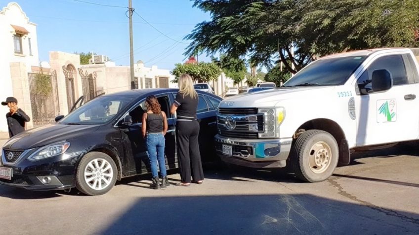 Accidente en Ciudad Obregón: Chocan sedán y pick up del Distrito de Riego en Villas del Rey