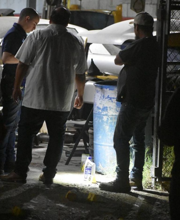 Varios casquillos percutidos fueron hallados en el lugar