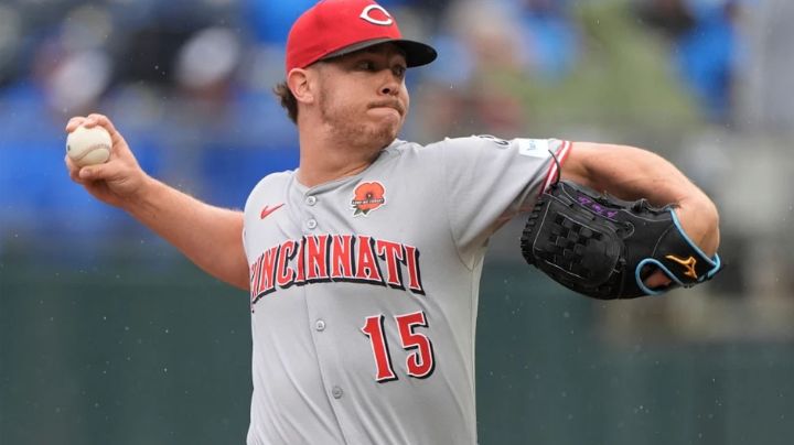 MLB: Emilio Pagán está de regreso con los Cincinnati Reds en un contrato a dos años