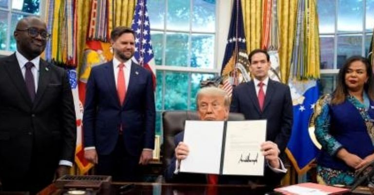 Mandatarios de Estados Unidos, RDC y Ruanda sellan acuerdo de desarme