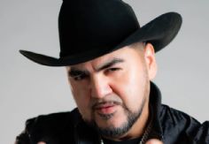 Foto ilustrativa de nota Aparece herido 'El Mimoso': El exvocalista de El Recodo deja inquietante FOTO que prende alertas