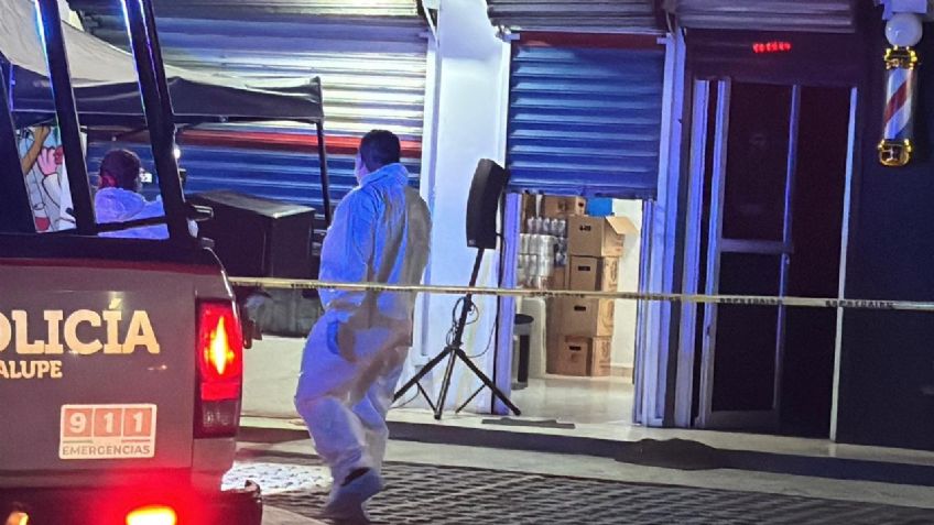 Noche violenta en Nuevo León: Sicarios irrumpen en depósito de cerveza y matan a un hombre