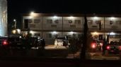 Foto ilustrativa de la nota titulada Terror en Sonora: Sicarios disparan contra hotel en Caborca; policías estaban hospedados