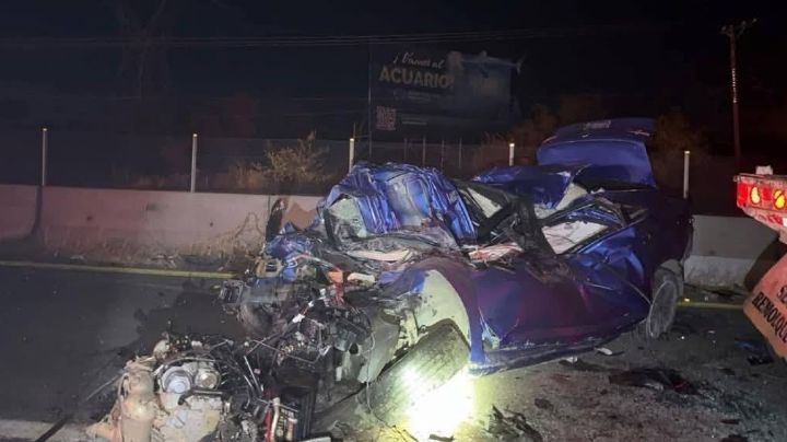 Tráiler de carga se impacta contra 5 autos en la Carretera México 15; hay 5 muertos