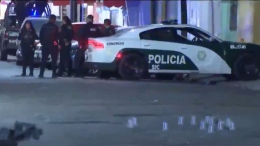 VIDEO: Sicarios armados ejecutan a tres en calles de la colonia Morelos, en CDMX