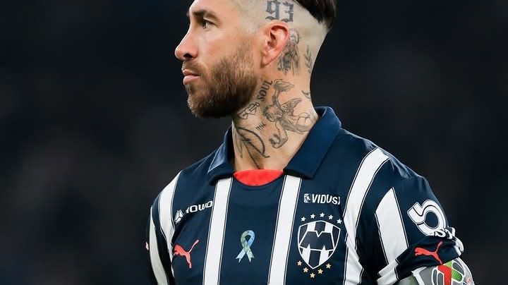 Efecto Sergio Ramos; Los Rayados ganan en el debut del español en Liga MX