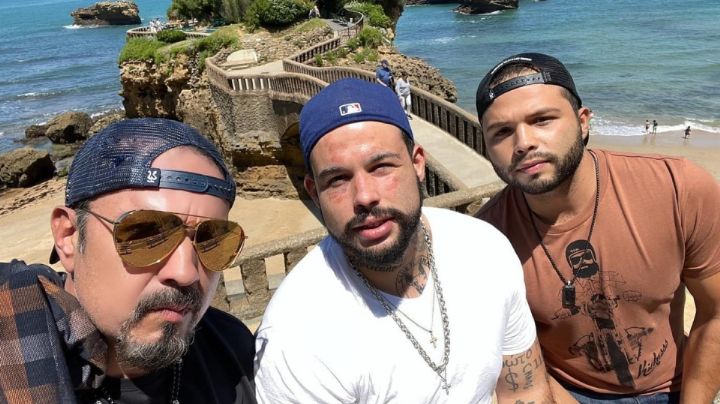 "Me los paso por los hue...": Hermanos de Ángela Aguilar en desacuerdo por Grupo Frontera