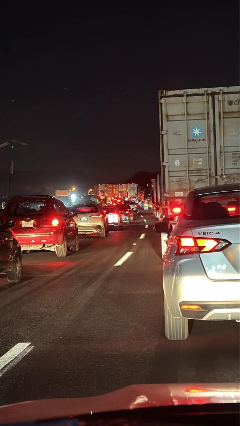 Caos en el Circuito Exterior Mexiquense