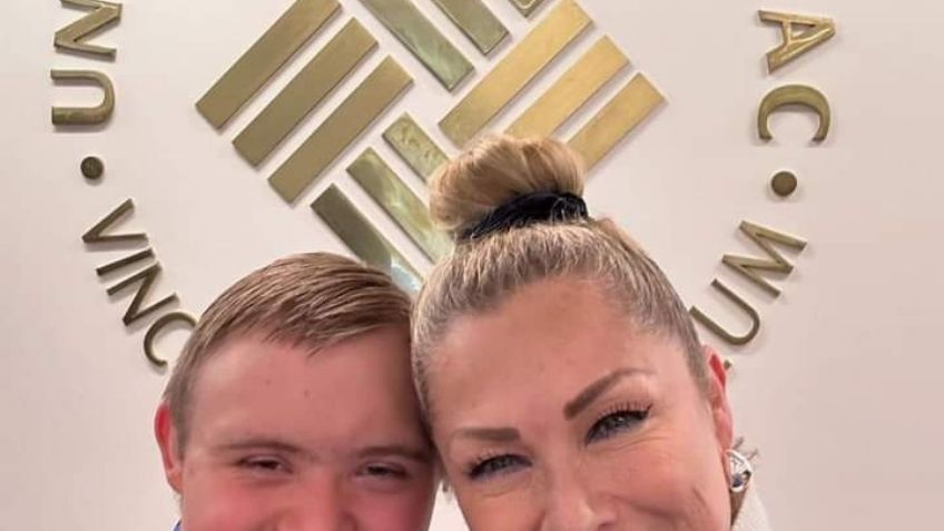 Leticia Calderón cumple el sueño de su hijo Luciano y lo lleva a un ‘table dance’