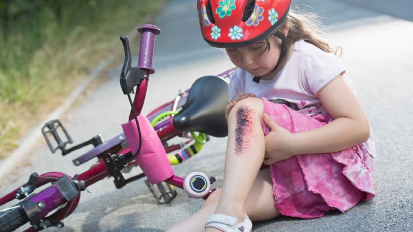 Menor de 9 años sufre accidente con bicicleta en Hermosillo; fue atravesada por esta