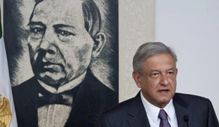 AMLO siempre expuso su admiración a Benito Juárez. Foto: Facebook