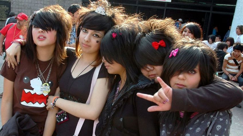 Marcha Emo en CDMX: Regresa la rivalidad a la capital con marcha pacífica a Insurgentes