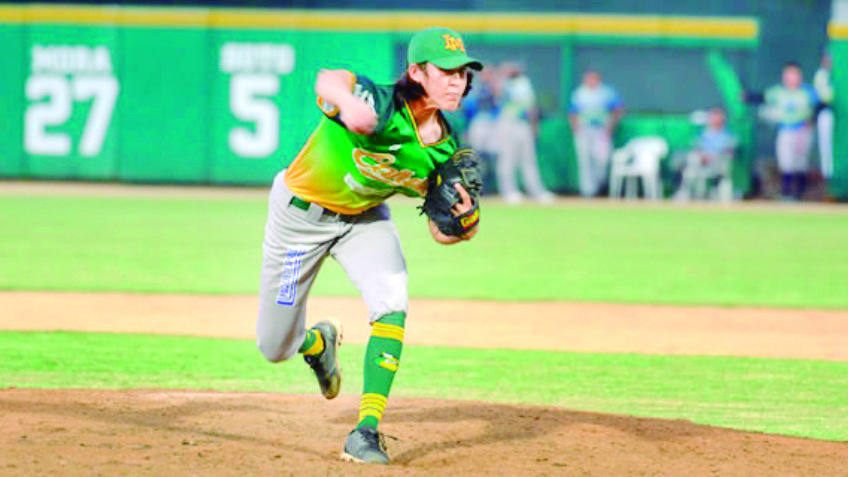 El pitcher de los Cañeros, Luis Enrique Gastélum gana el premio a Novato del Año de la LMP