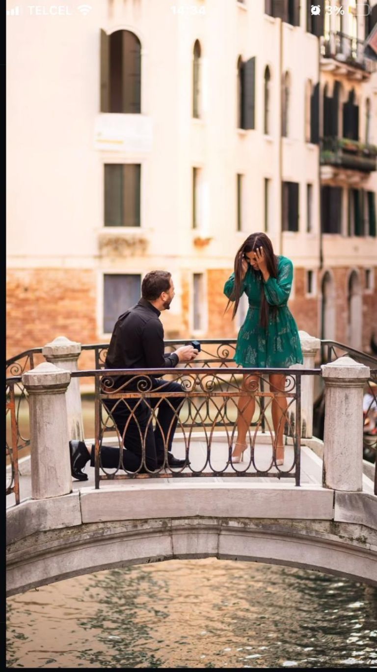 Martin Babilotte le propuso matrimonio en Venecia 